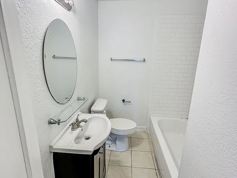 2404 Colony Ct — Photo 5
