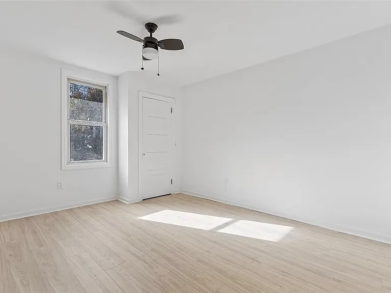 258 E Warrington Ave #2 — Photo 3