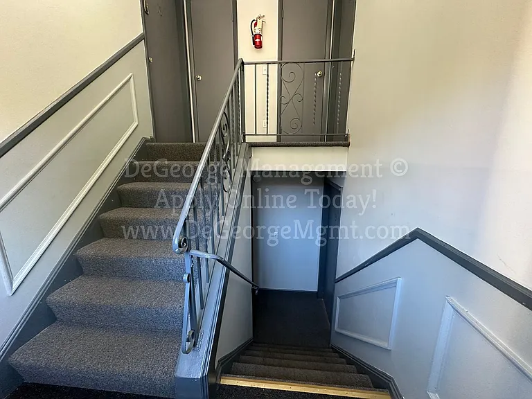 Walworth Garden Apartments — Photo 6