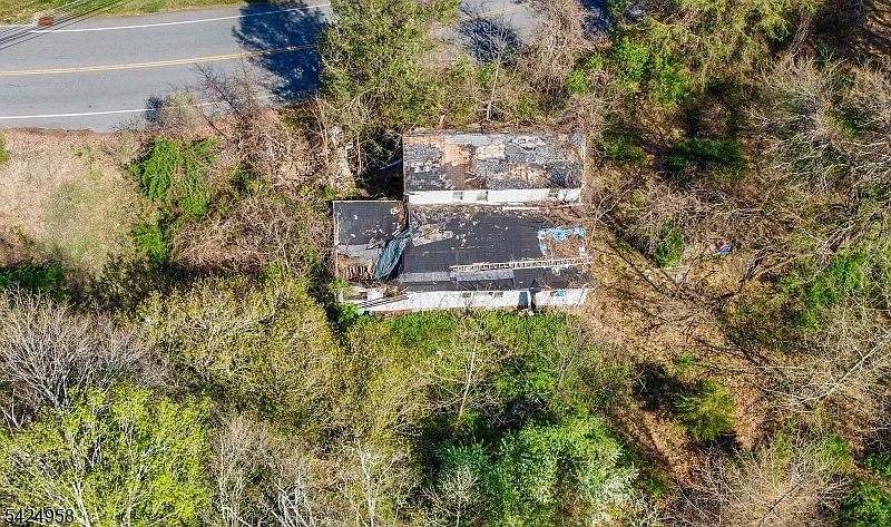 1st image of 126 Meriden Rd