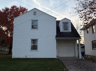 104 Stewart St, Hubbard, OH 44425