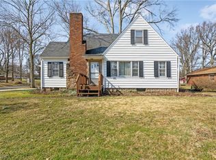 4070 Lake Vista Rd, Akron, OH 44319