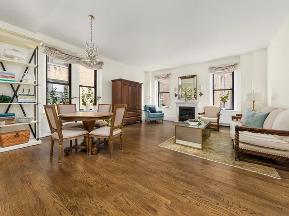 929 Park Avenue image 1 of 9