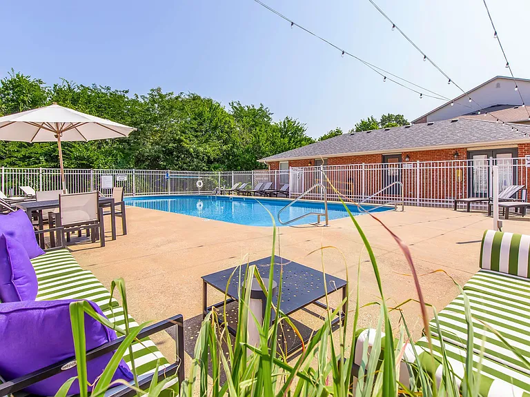 Highland Park Apartments Pool
