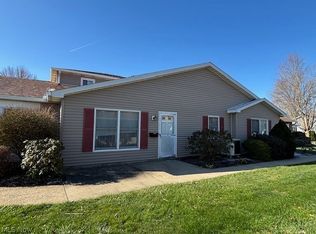 930 Canterbury Ln, Salem, OH