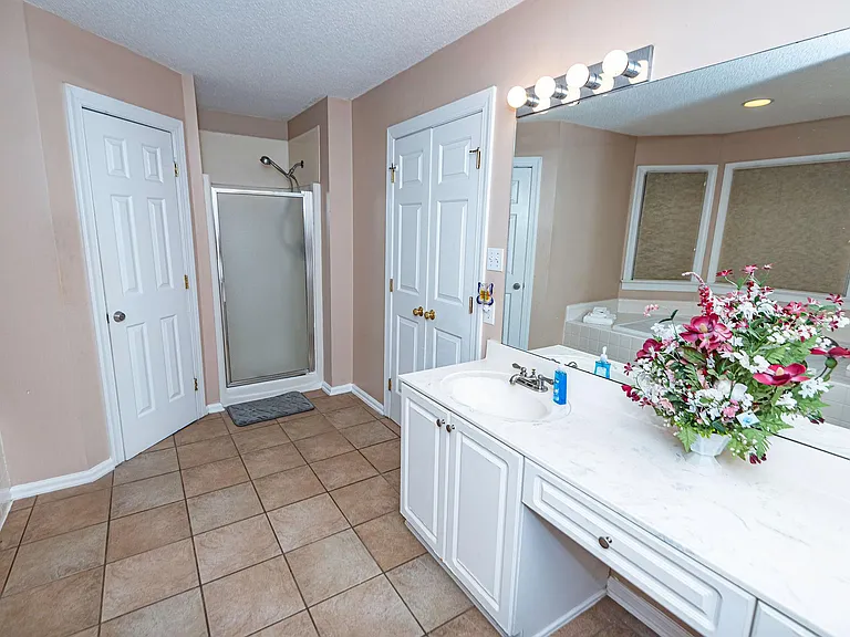 674 Millswood Dr — Photo 40