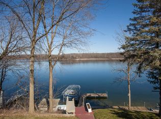 101 E Lake Ln, Colgate, WI 53017