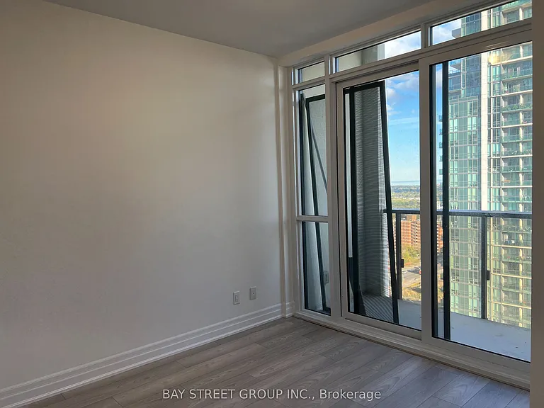 36 Elm Dr W #2205 — Photo 6