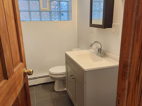 2nd image of 2724 N Mulligan Ave #G