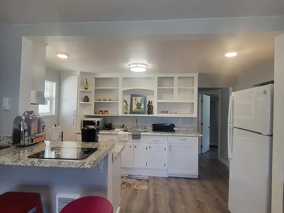 1455 NW 16th St