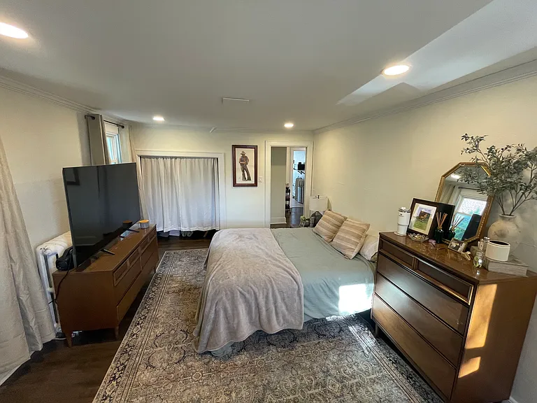 3046 N Oakland Ave #2 — Photo 9