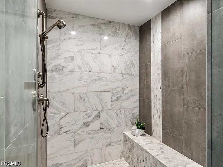 1029 Wittman Dr — Photo 21