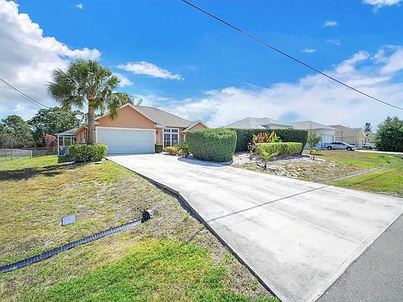 5th image of 1955 SW Castinet Ln