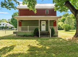 1065 S Johnson Rd, Sebring, OH 44672