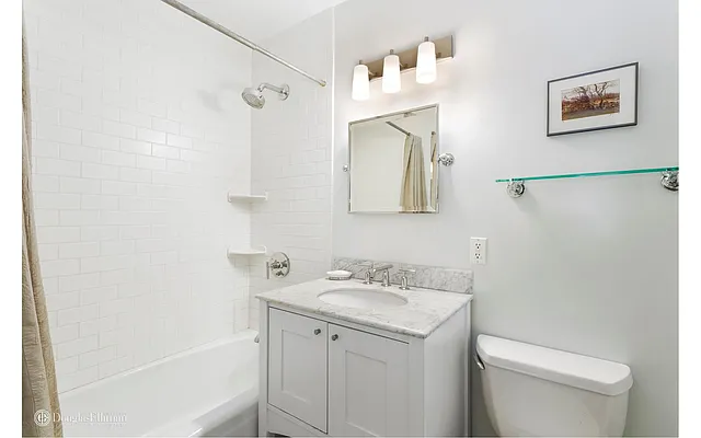 Sold by Douglas Elliman | media 22