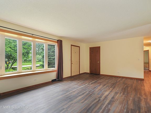 2nd image of 600 Russell Ave