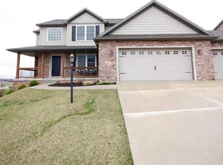 9720 N Megan Ct, Peoria, IL 61615