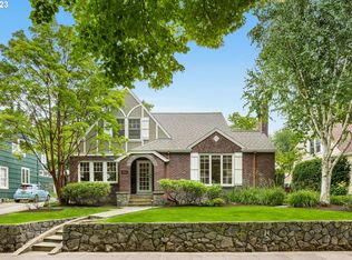 6814 SE Reed College Pl, Portland, OR 97202