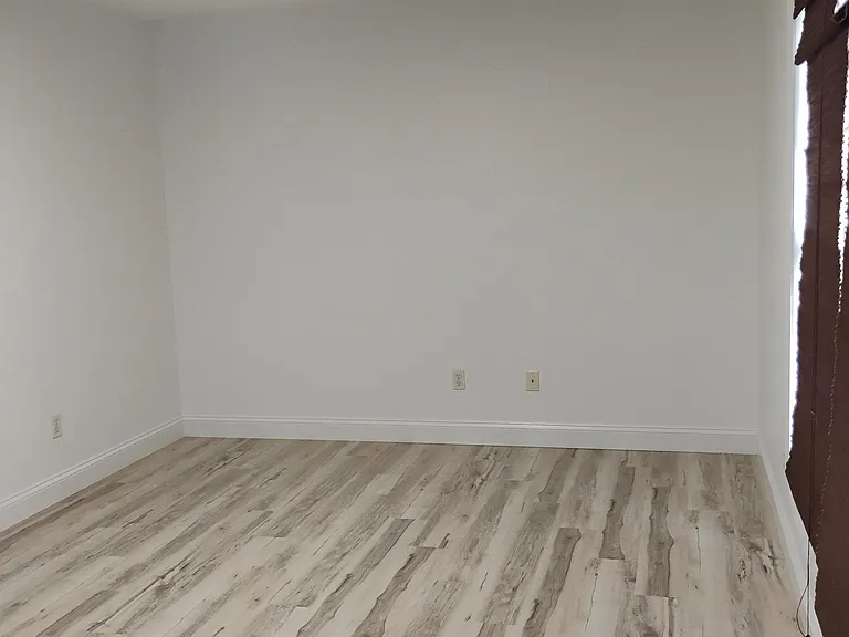 1701 E Amber Ln #1 — Photo 15