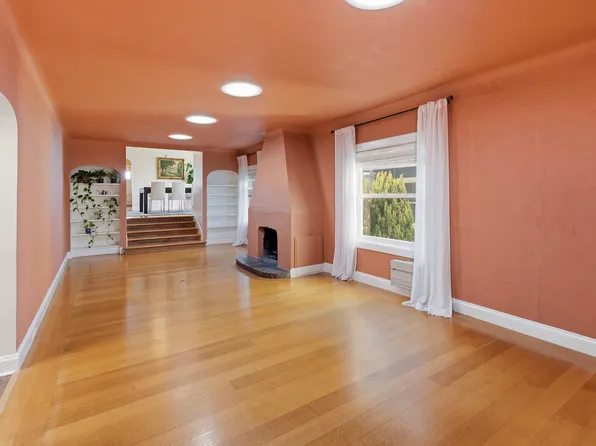 4360 Everett Ave APT A, Oakland, CA 94602