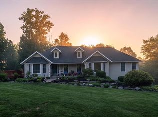 70 Carolee Ln, Bangor, PA 18013