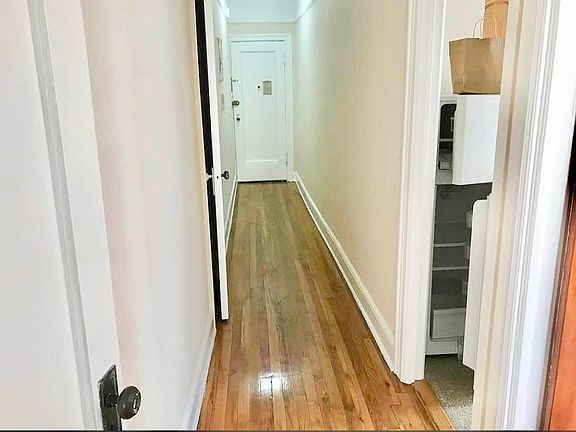 5th image of 45-28 42nd St #4D