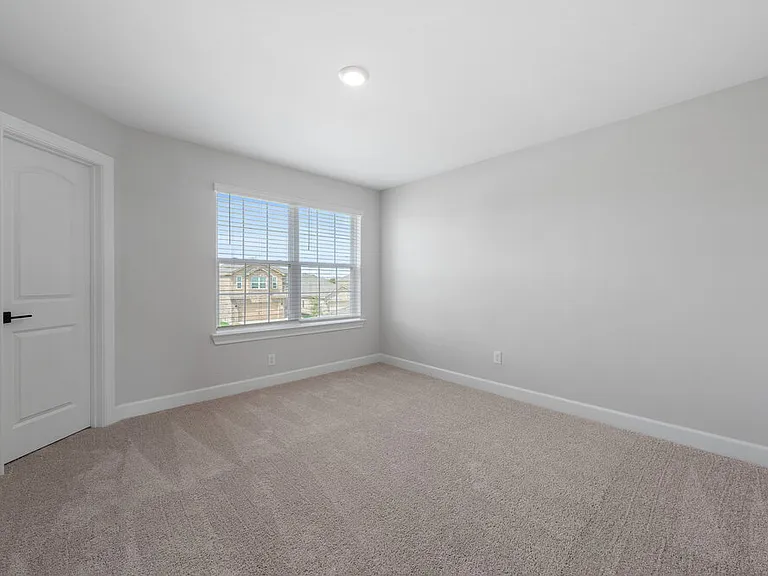 710 Princeton Hts — Photo 16