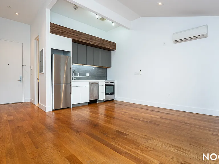 1002 Bushwick Ave #4F — Photo 3