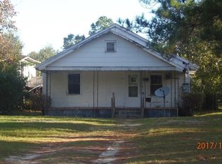 34 Adams St, Kingstree, SC 29556