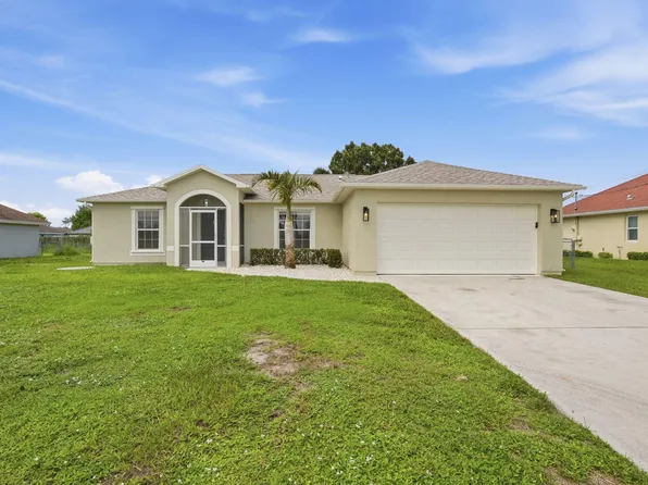 453 SW COLUMBUS Drive, Port St Lucie, FL 34953
