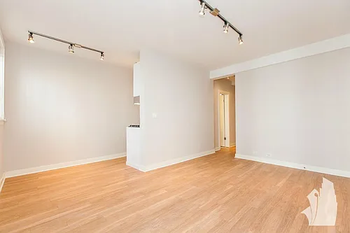 511 W Belmont Ave #33 Photo 1
