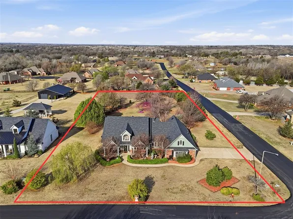 2109 Mulberry Ln, Newcastle, OK 73065