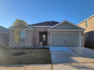 7648 Thunder River Rd, Fort Worth, TX 76120