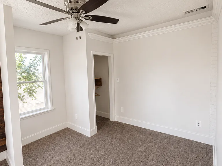 2031 Dowd Ave #2032 — Photo 16