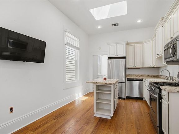 3rd image of 7911 Cohn St #7911