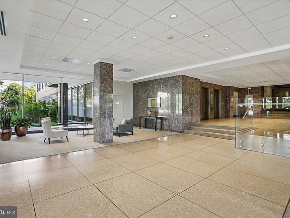 4th image of 2475 Virginia Ave NW #918