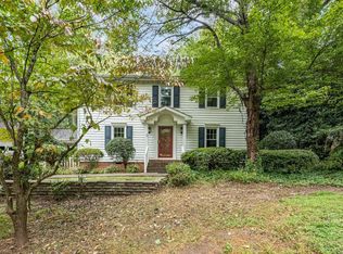 6221 Rushingbrook Dr, Raleigh, NC 27612