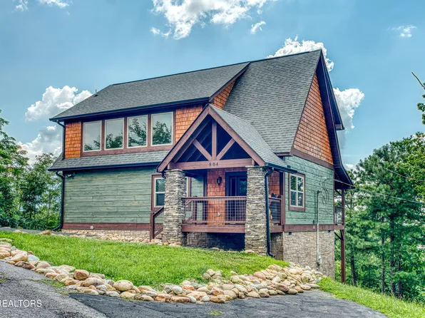 804 Upper Picadilly Ln, Gatlinburg, TN 37738