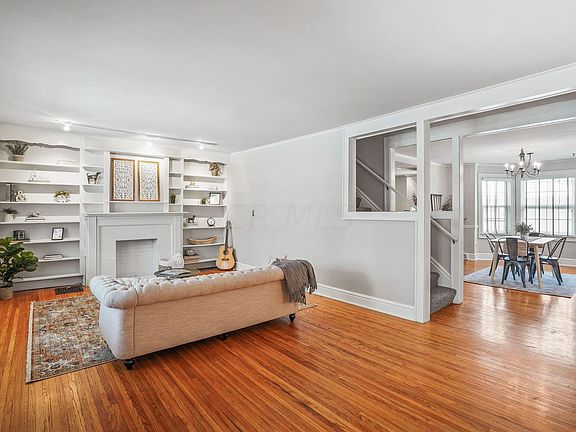 2nd image of 2152 Arlington Ave