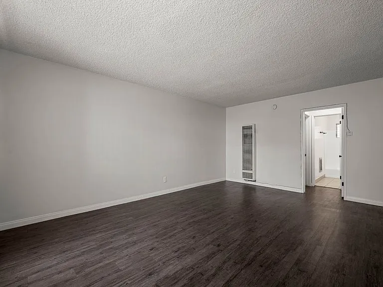 3868 Potomac Ave #7A — Photo 13
