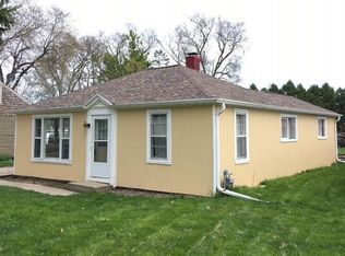 61 Sennholz Ct, Oshkosh, WI 54902