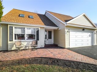 114 Olivia Cir, Rochester, NY 14626