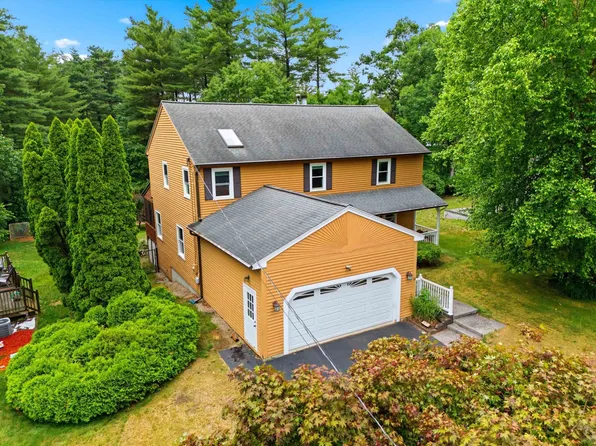 11 Hammar Road, Nashua, NH 03062