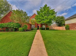 2907 Saint Vincent Dr, Mansfield, TX 76063