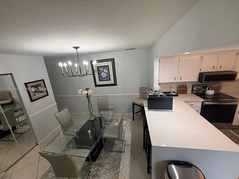 1569 Shaker Cir — Photo 8