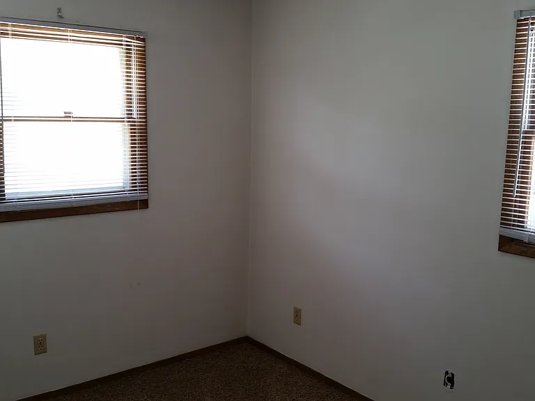 2301 W 4th St #2 — Photo 9