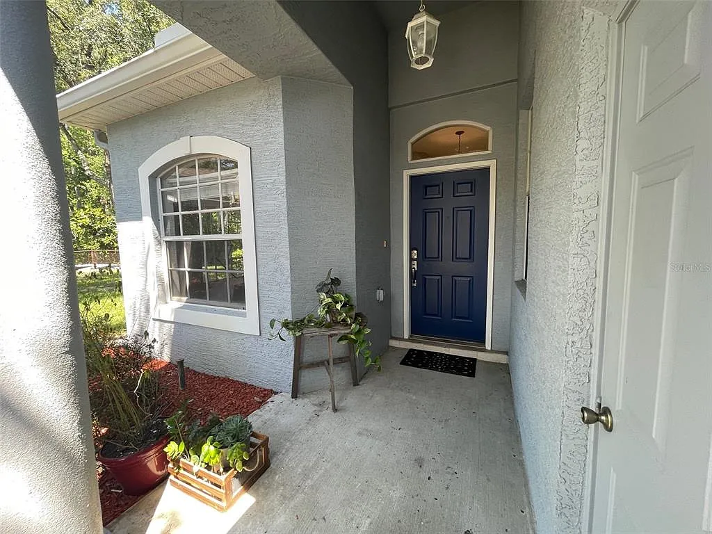 2 bed, 2.0 bath, 1117 sqft, $1,800 — Photo 3