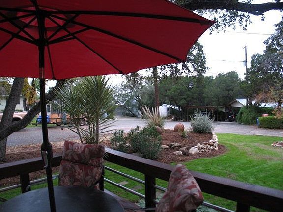 3rd image of 875 Walker Cir