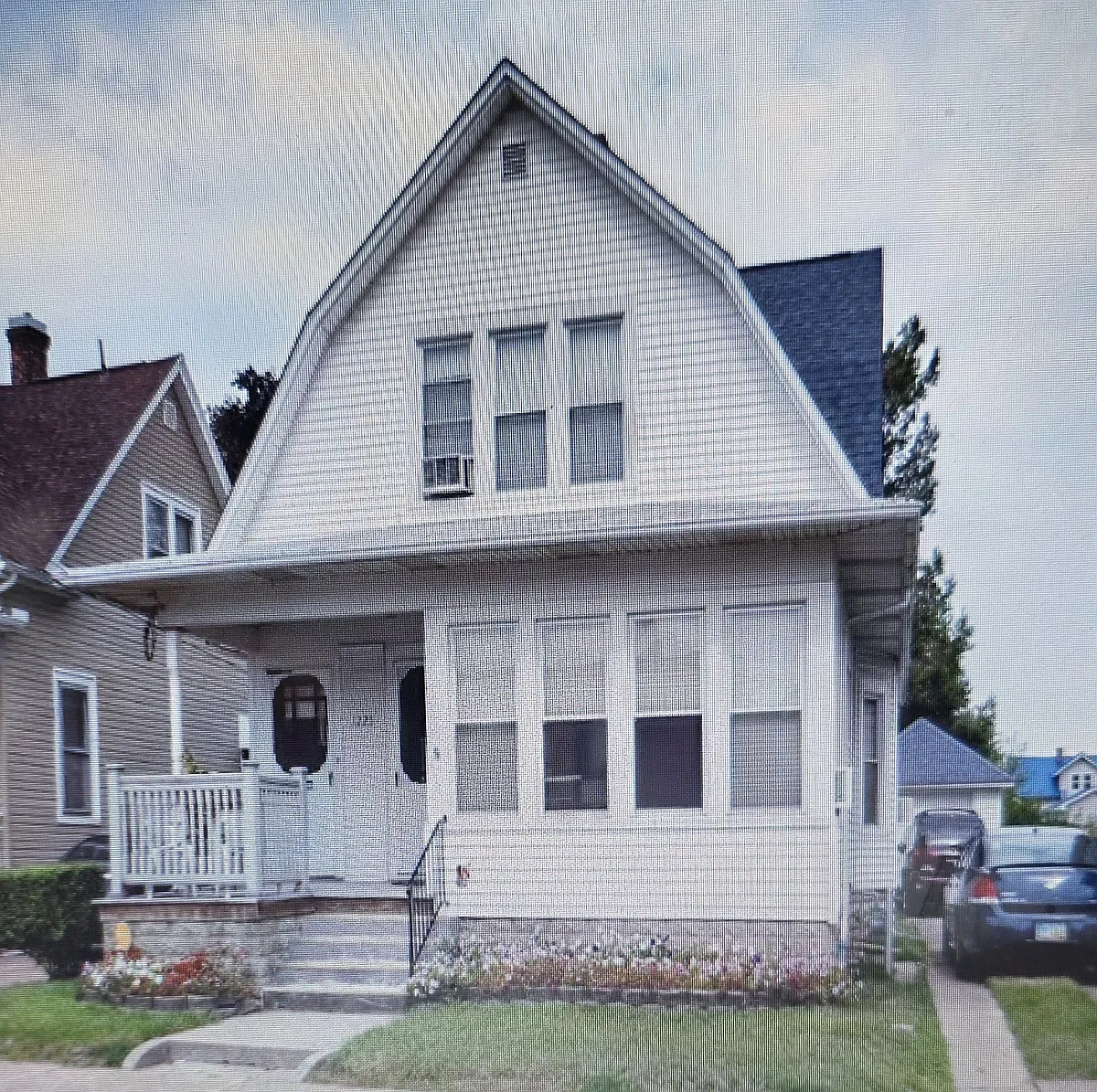 Building Photo - 1225 W Osborne St