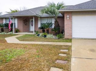 5760 Windermere Trce, Milton, FL 32571